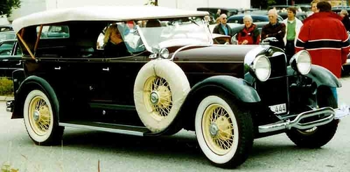 1929 Lincoln Model L Sport Touring